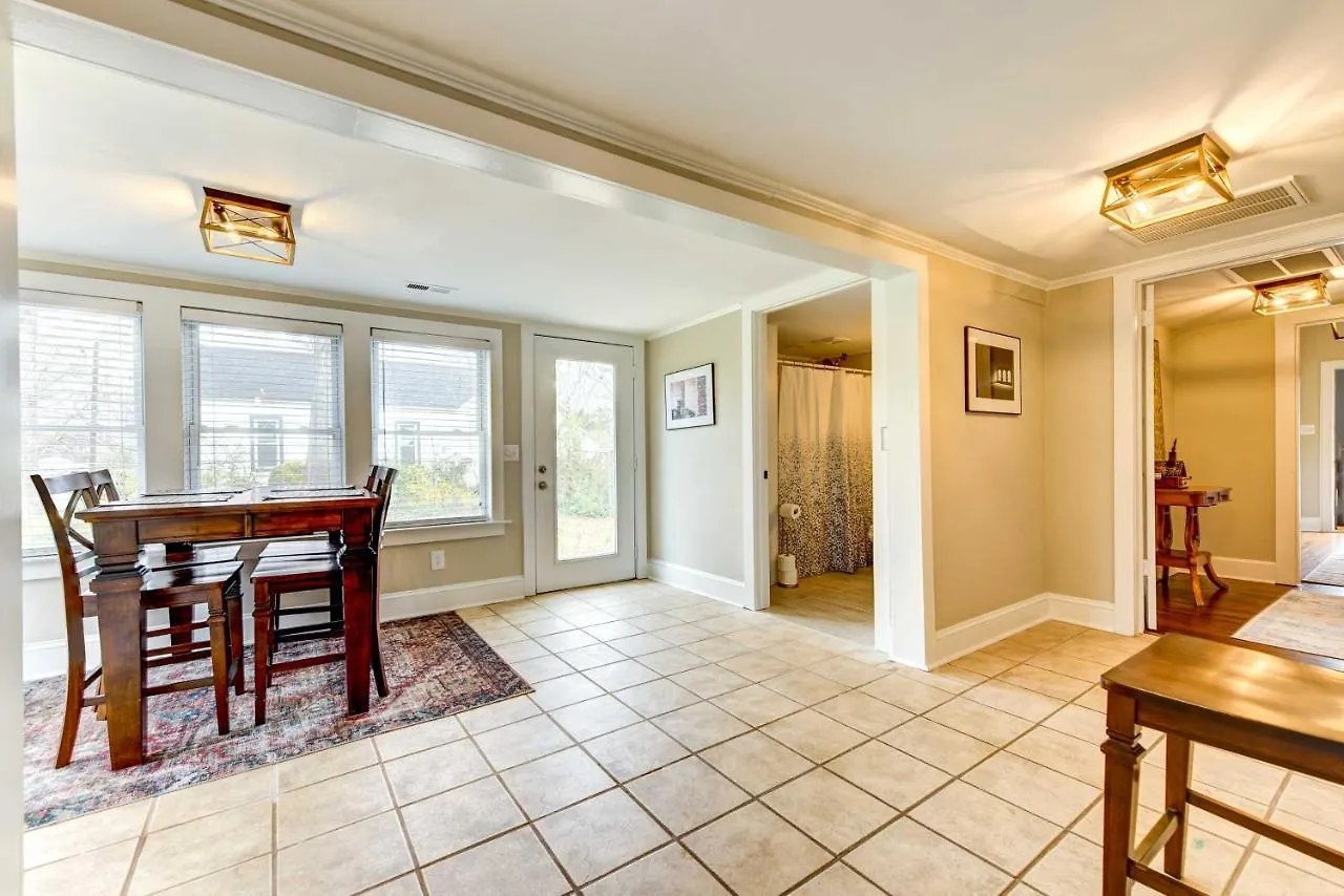 Adorable Charlotte Vacation Rental In Noda! United States